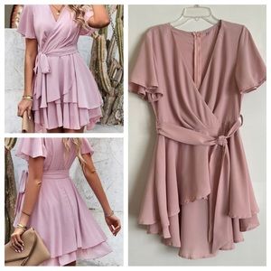 NWOT S Pink Flutter SS Layered Skirt Knee Length Dress